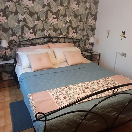 Meridian House Lecco